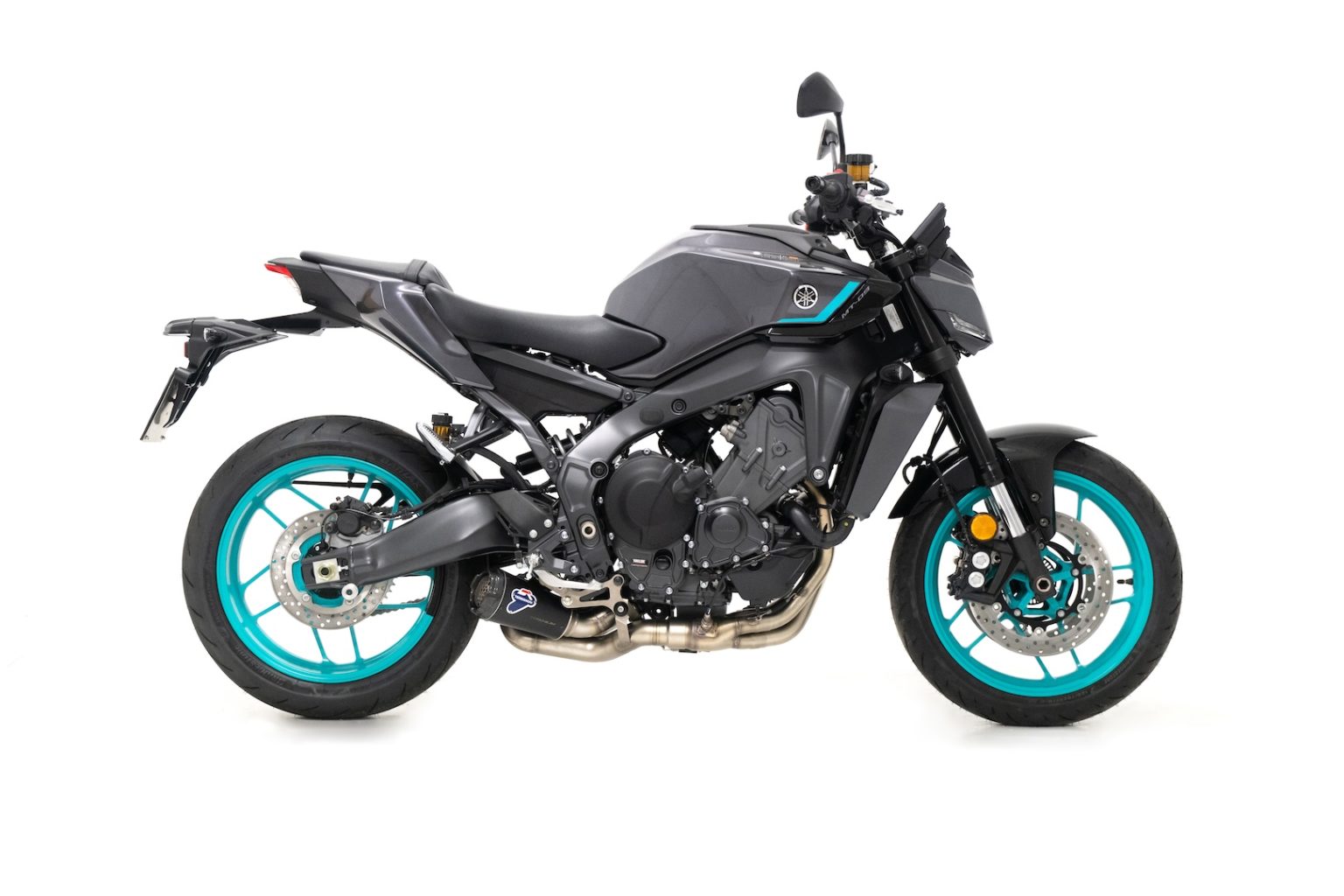 SO08_2024_1-1536x1024-1.jpg Termignoni GP2R Stainless Steel / Titanium Full Exhaust System for Yamaha MT-09 / XSR900 / Tracer 9 - Image 1